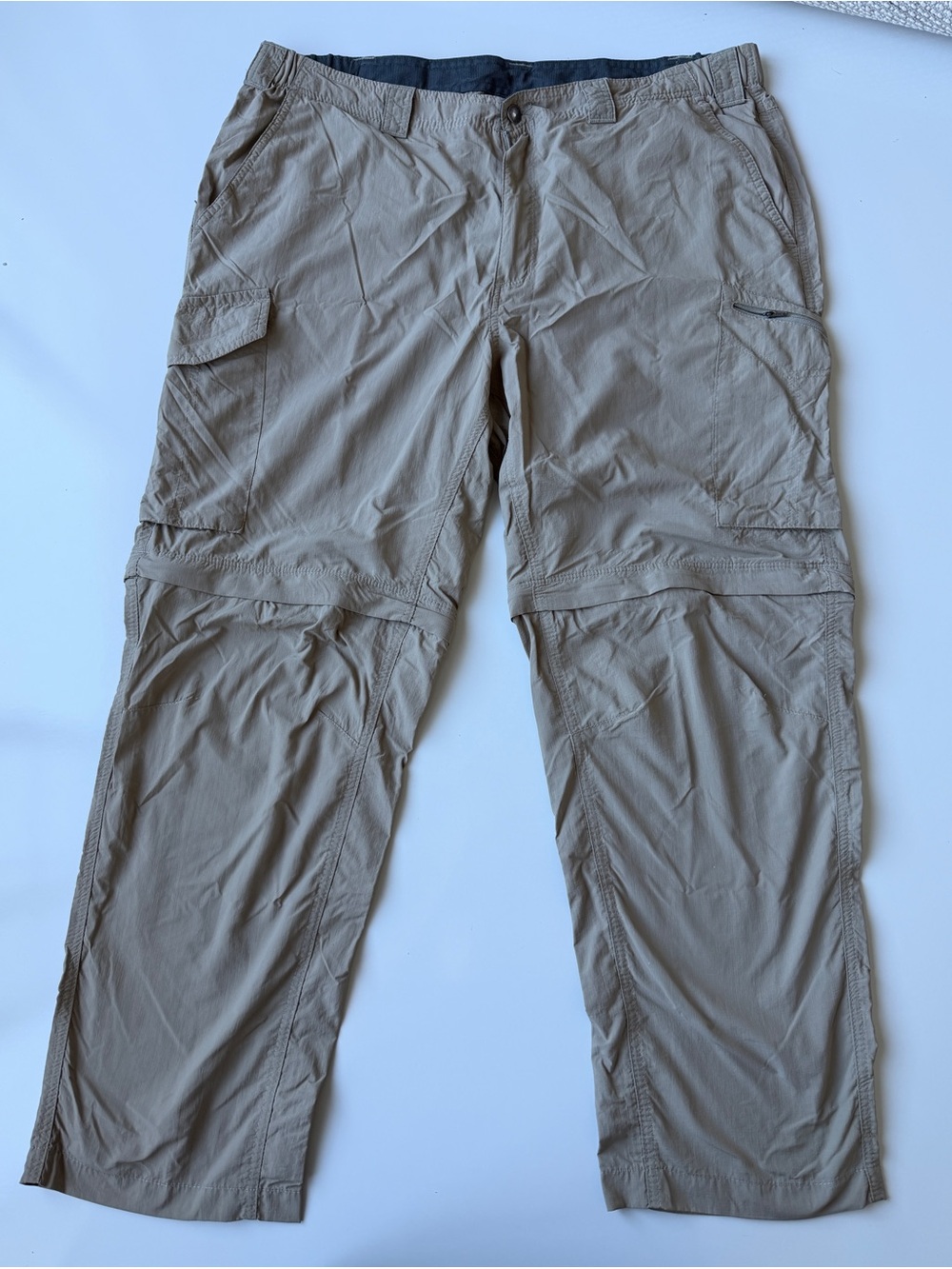 Columbia OmniShade Tan Gray Nylon Cargo Hiking Convertible Pants Men’s 40x30
